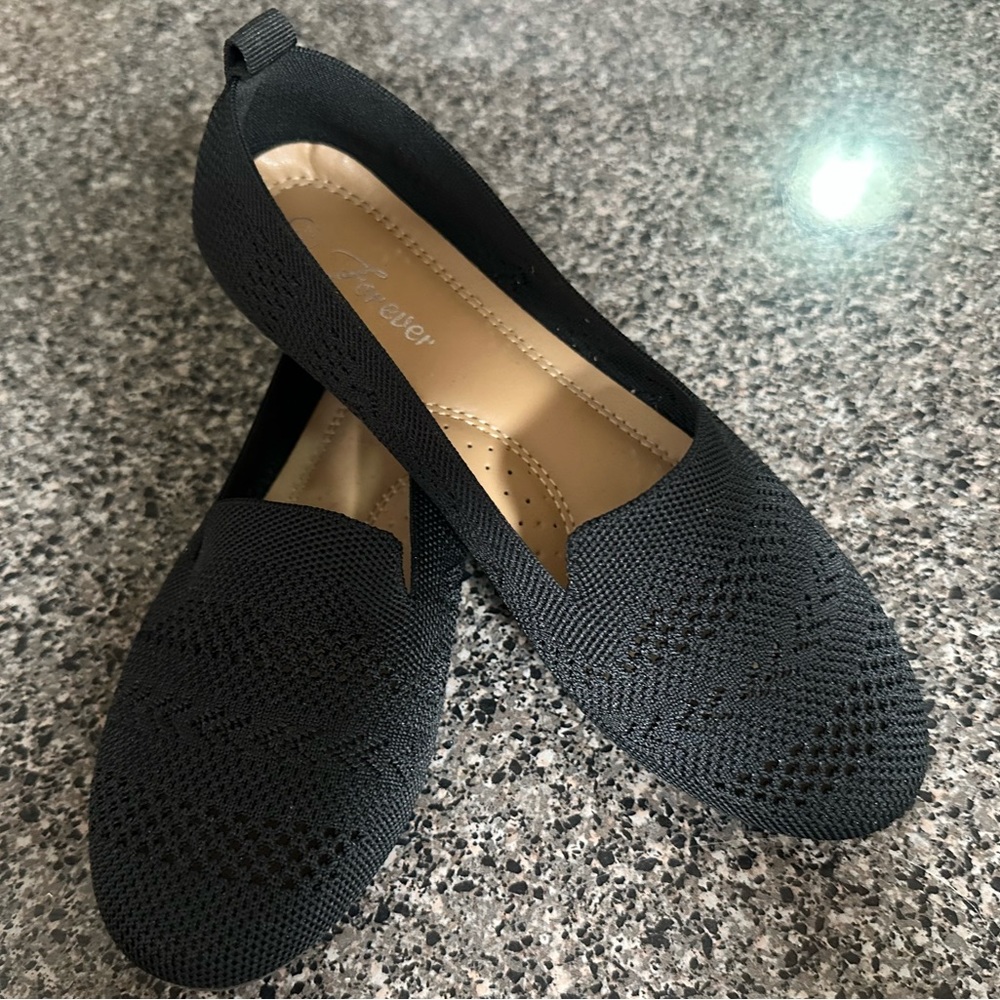New Black Flats 7.5